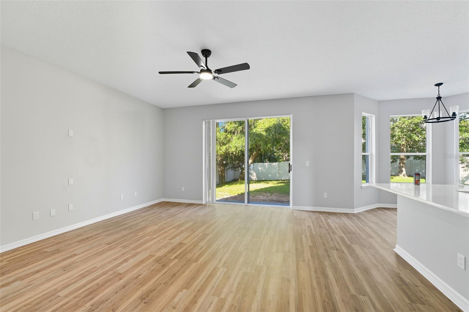 Image 7 of 35 For 224 Copper Oak Court