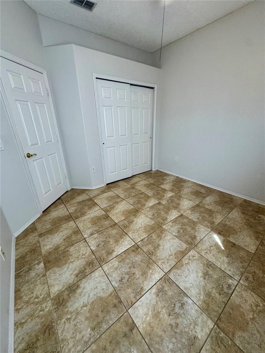 Image 12 of 23 For 1913 White Heron Bay Circle