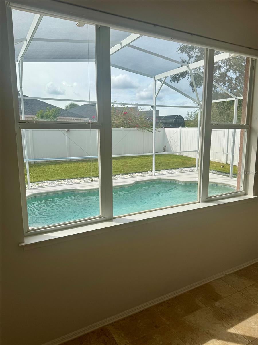 Image 7 of 23 For 1913 White Heron Bay Circle