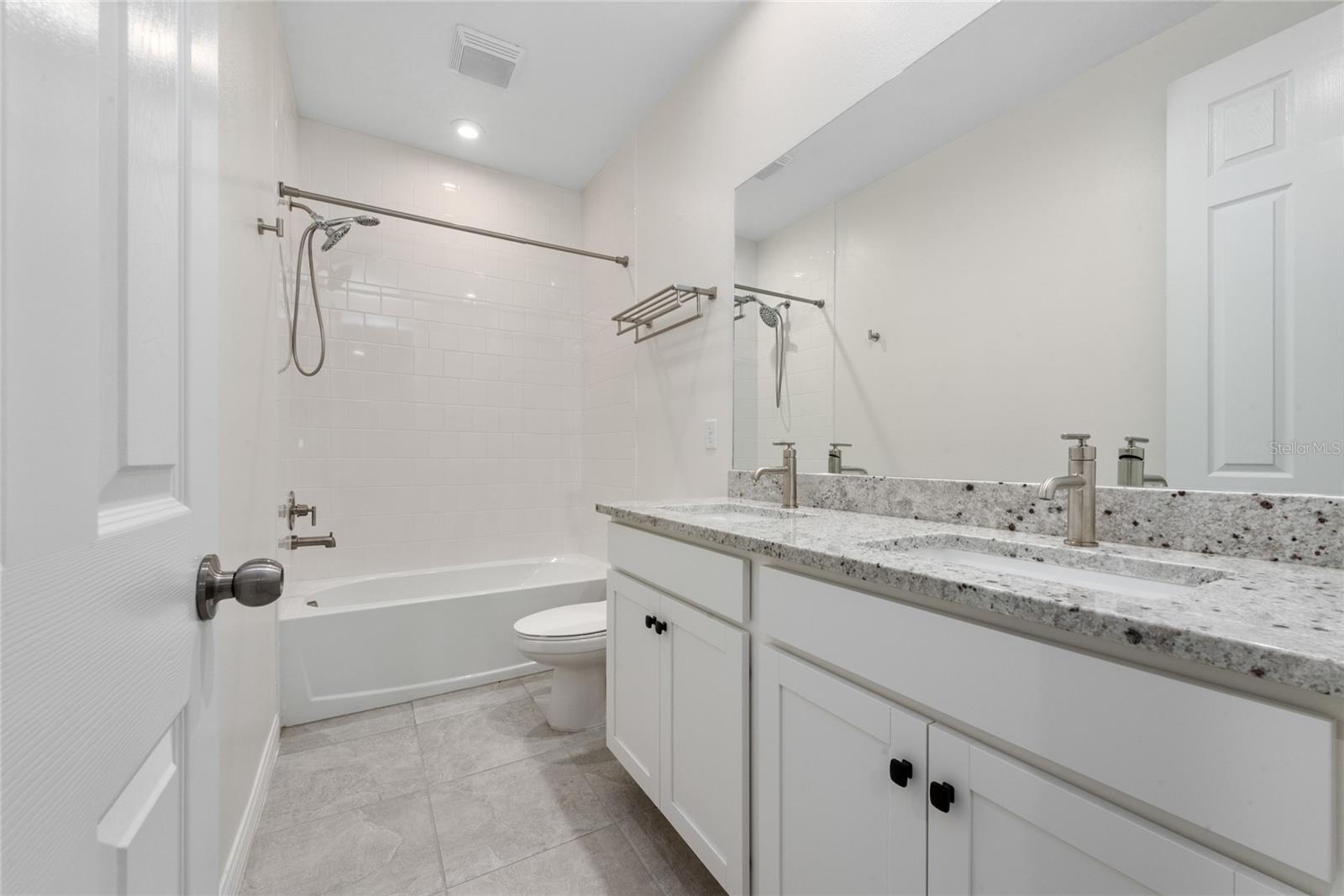 Image 13 of 26 For 2101 Celebration Boulevard