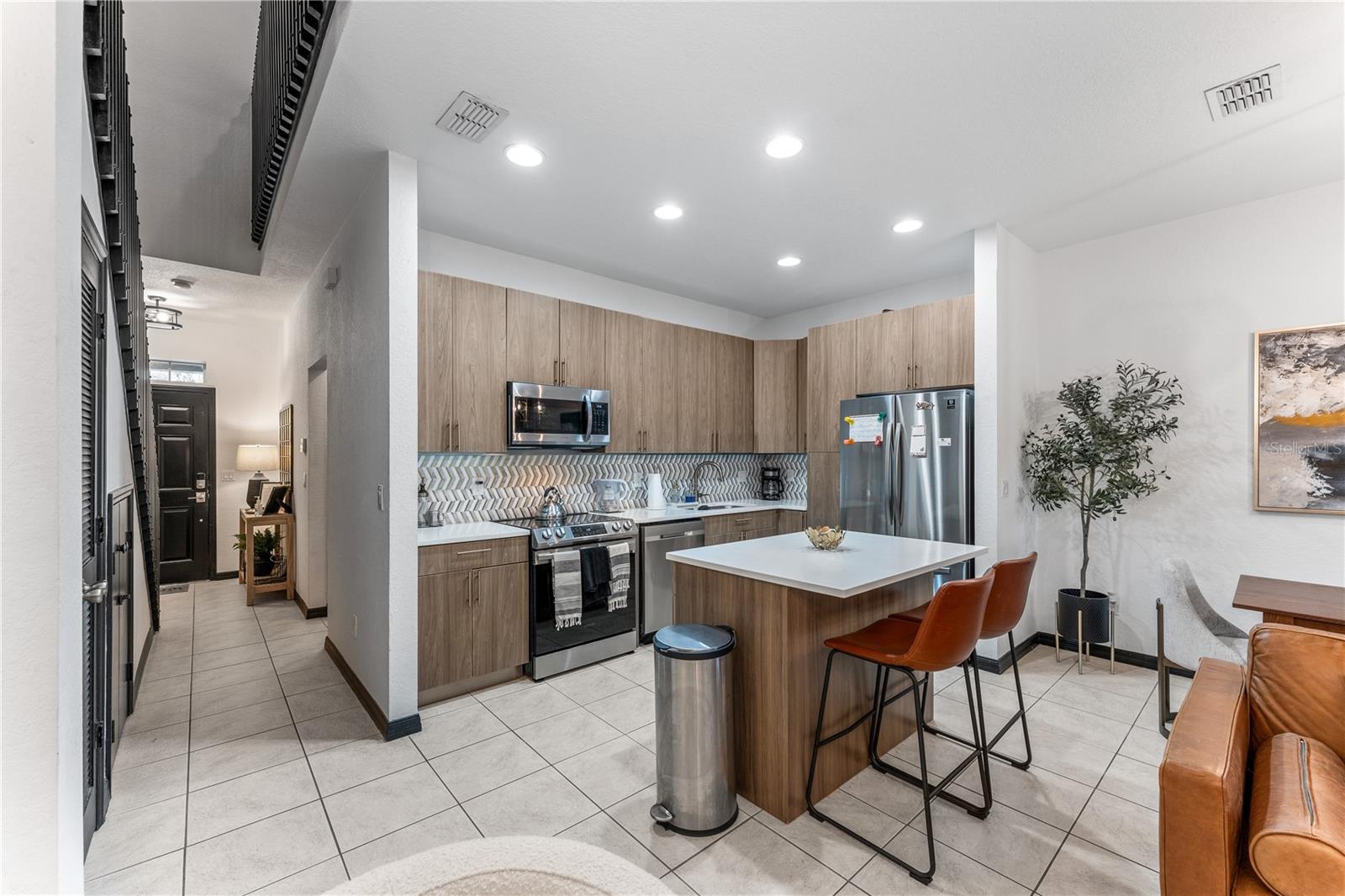 Image 5 of 35 For 2311 Caravelle Circle