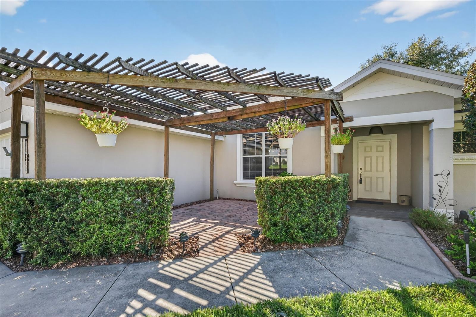 Image 4 of 34 For 9535 Lynwood Street