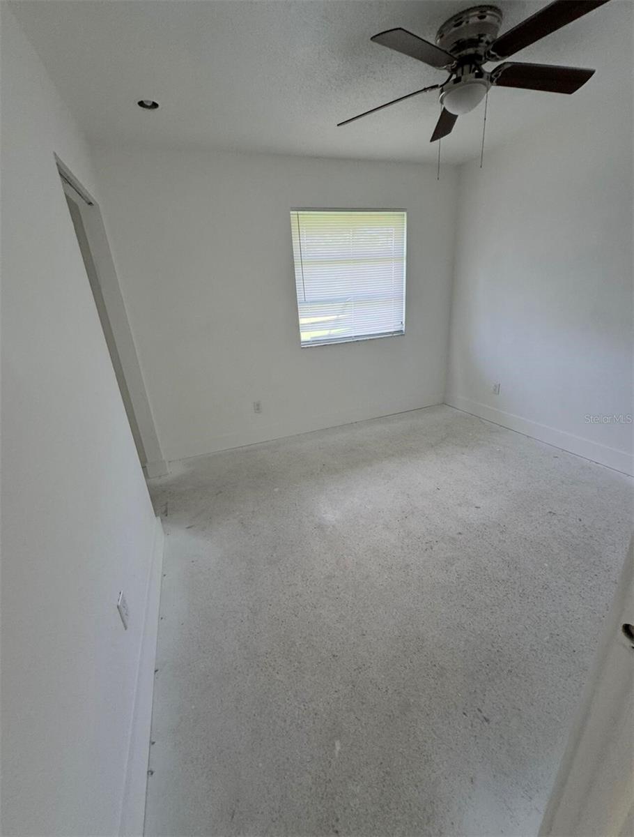 Image 11 of 16 For 5632 Espanola Avenue