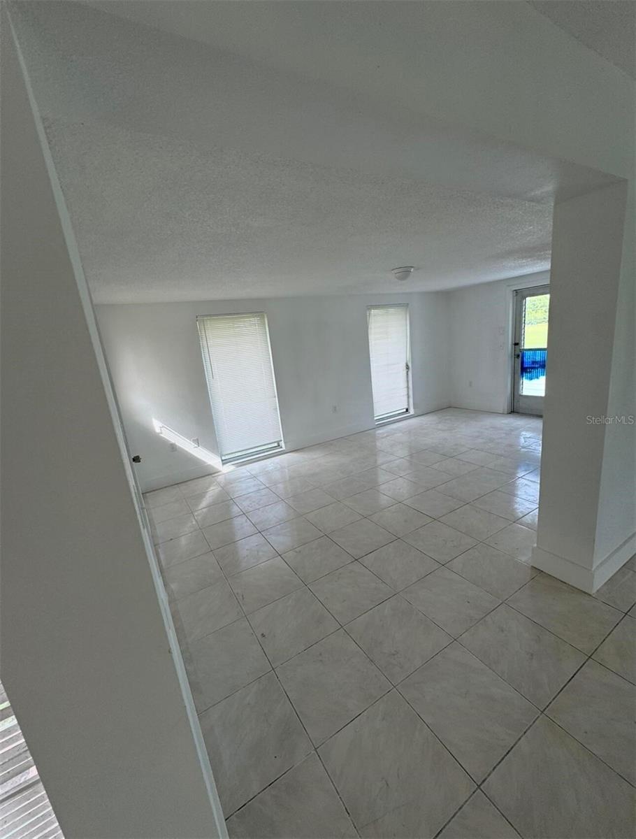 Image 3 of 16 For 5632 Espanola Avenue