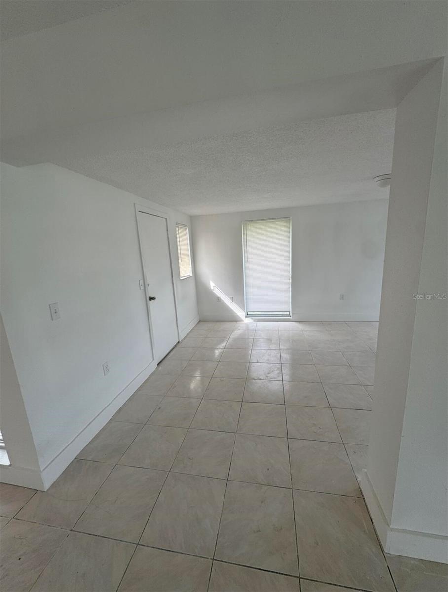 Image 5 of 16 For 5632 Espanola Avenue