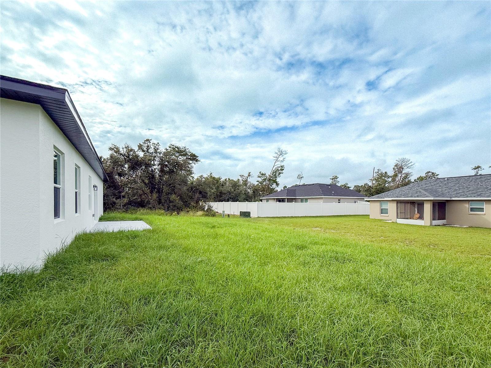 Image 4 of 31 For 15716 46th Avenue Road