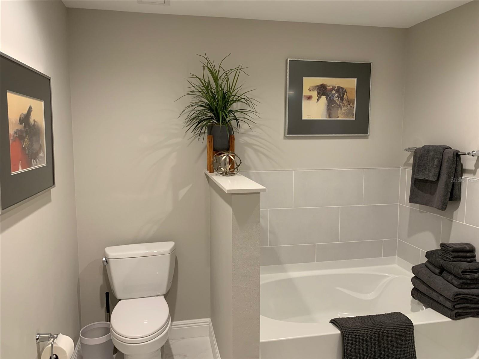 Image 8 of 15 For 16300 County Road 455 602