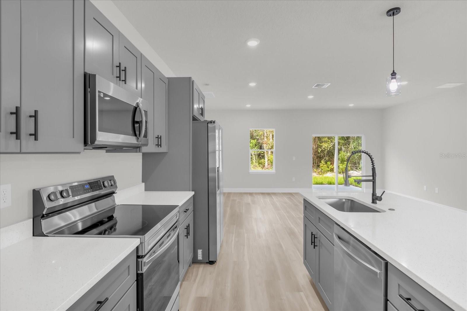 Image 11 of 34 For 452 Marion Oaks Drive