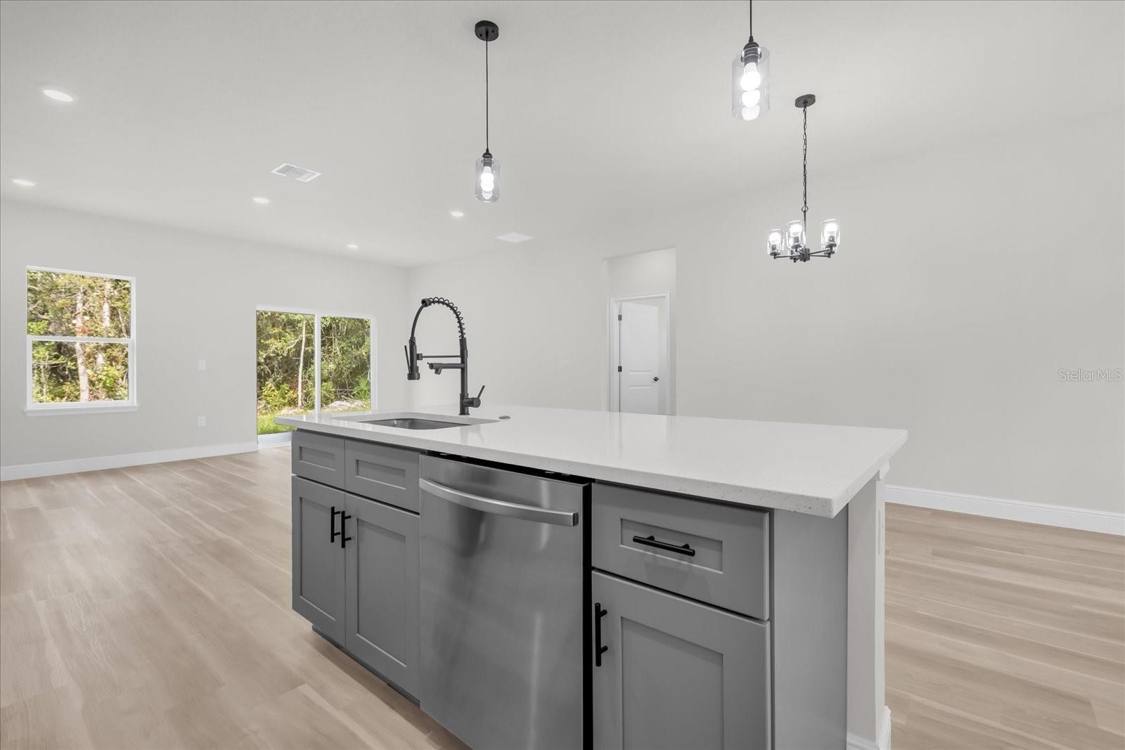 Image 12 of 34 For 452 Marion Oaks Drive