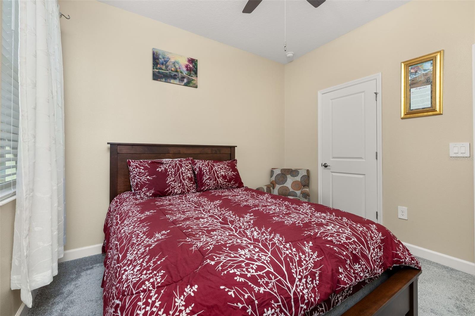 Image 23 of 47 For 1739 Good Neighbor Loop