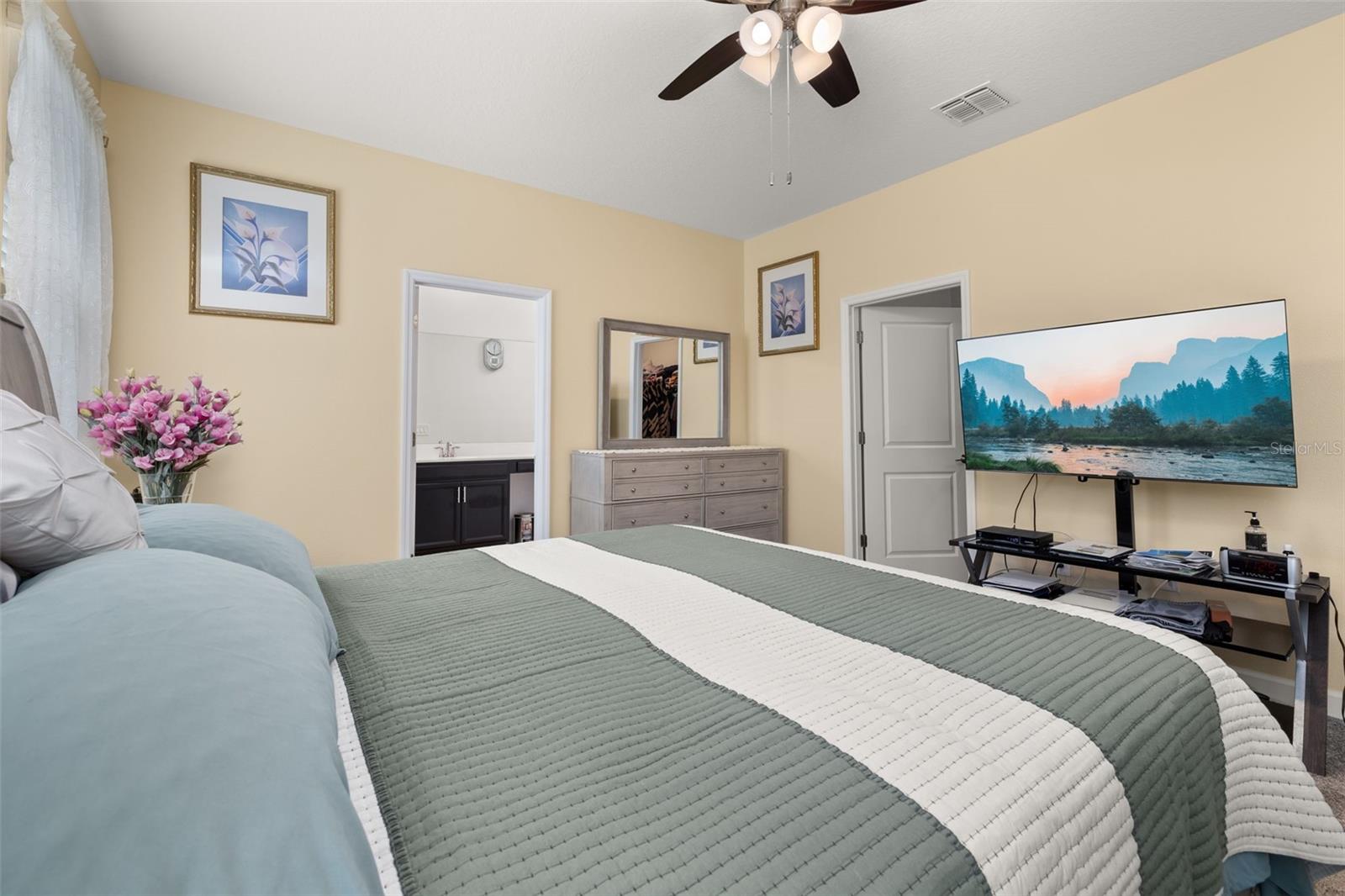 Image 26 of 47 For 1739 Good Neighbor Loop