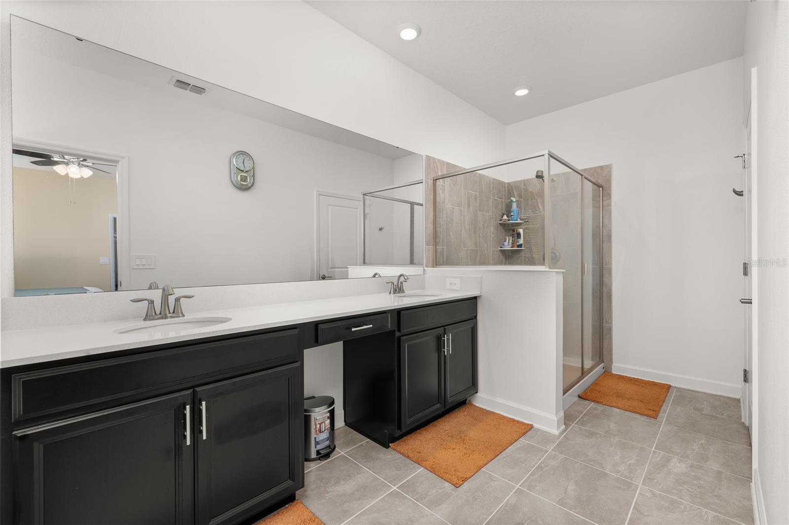 Image 28 of 47 For 1739 Good Neighbor Loop