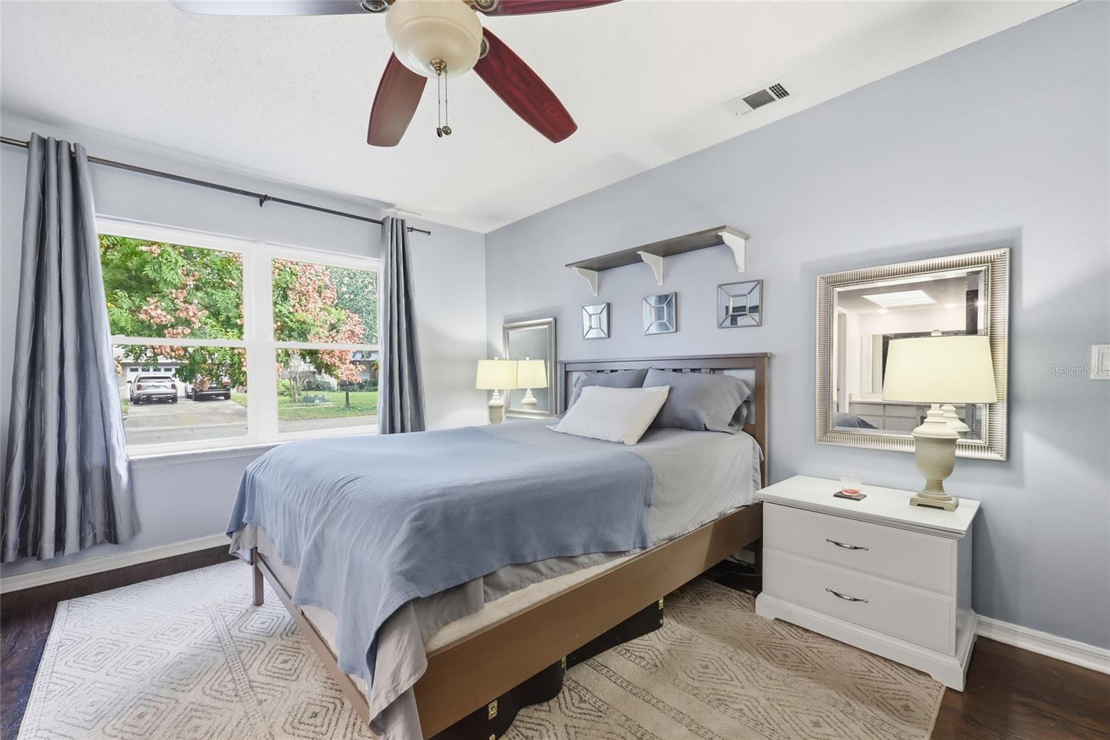 Image 21 of 49 For 8014 Laurel Tree Drive