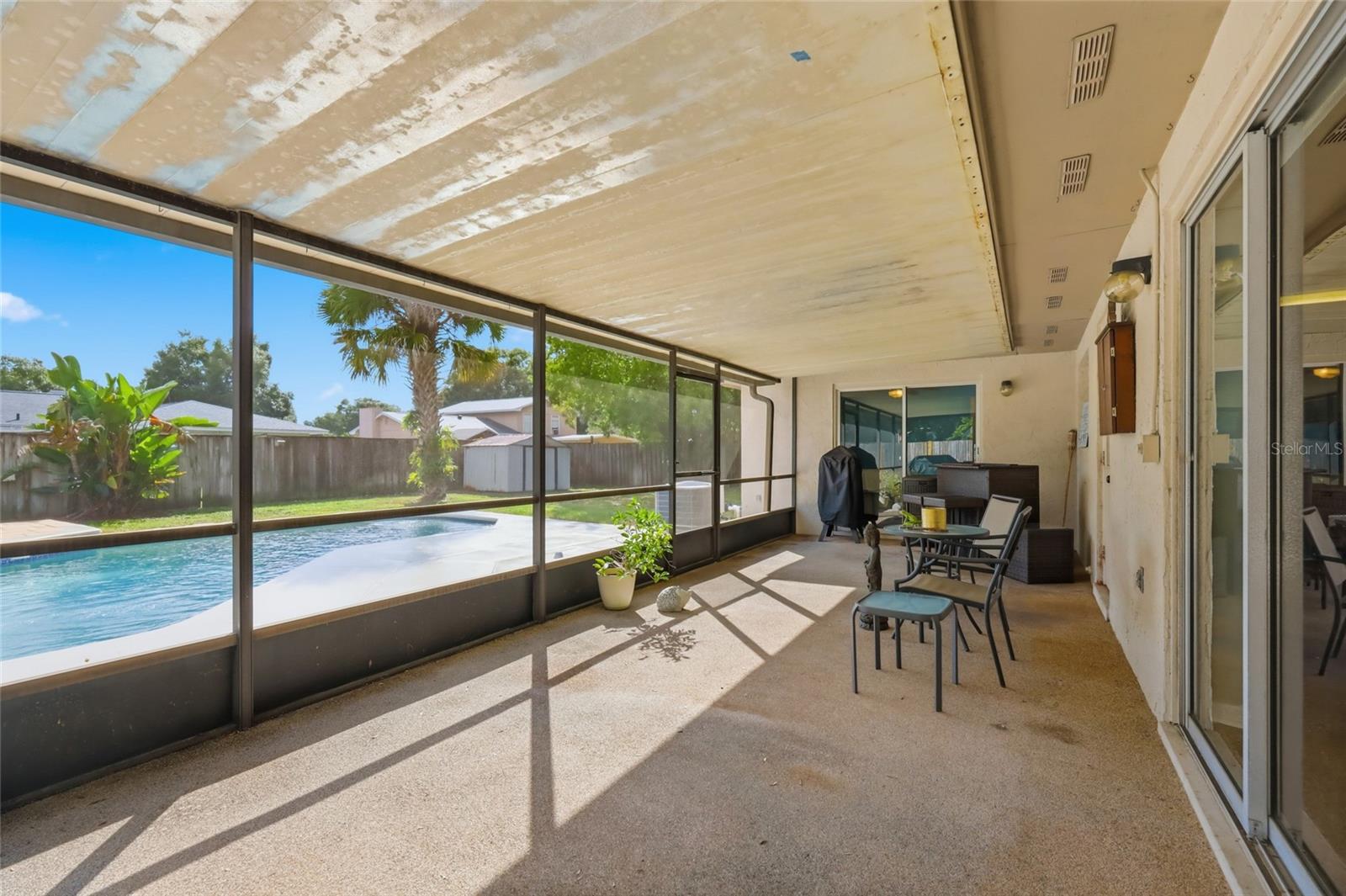 Image 33 of 49 For 8014 Laurel Tree Drive