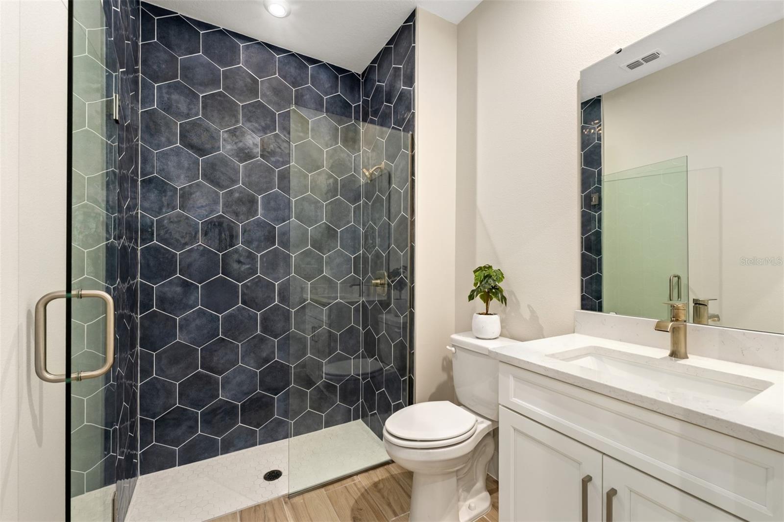 Image 17 of 22 For 13288 Generations Avenue