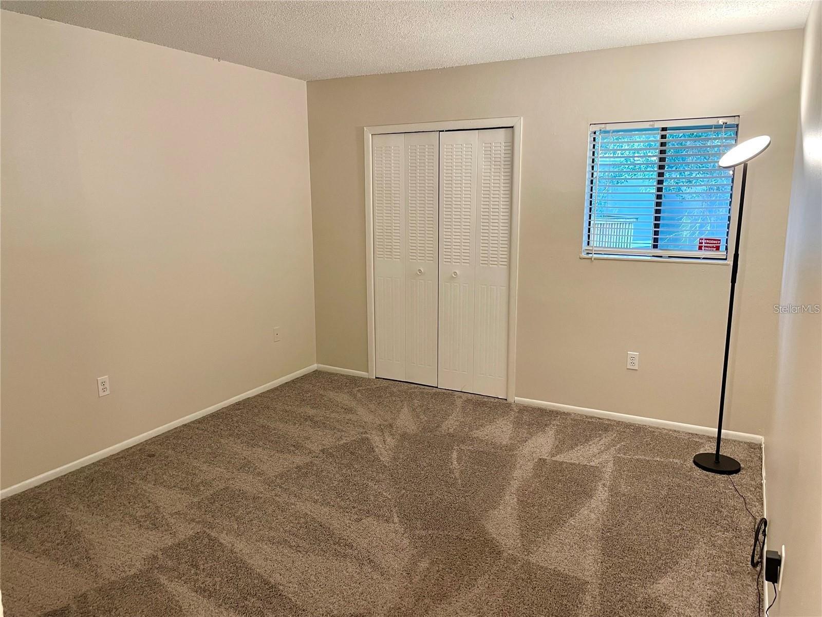 Image 10 of 15 For 330 Scottsdale Square 330