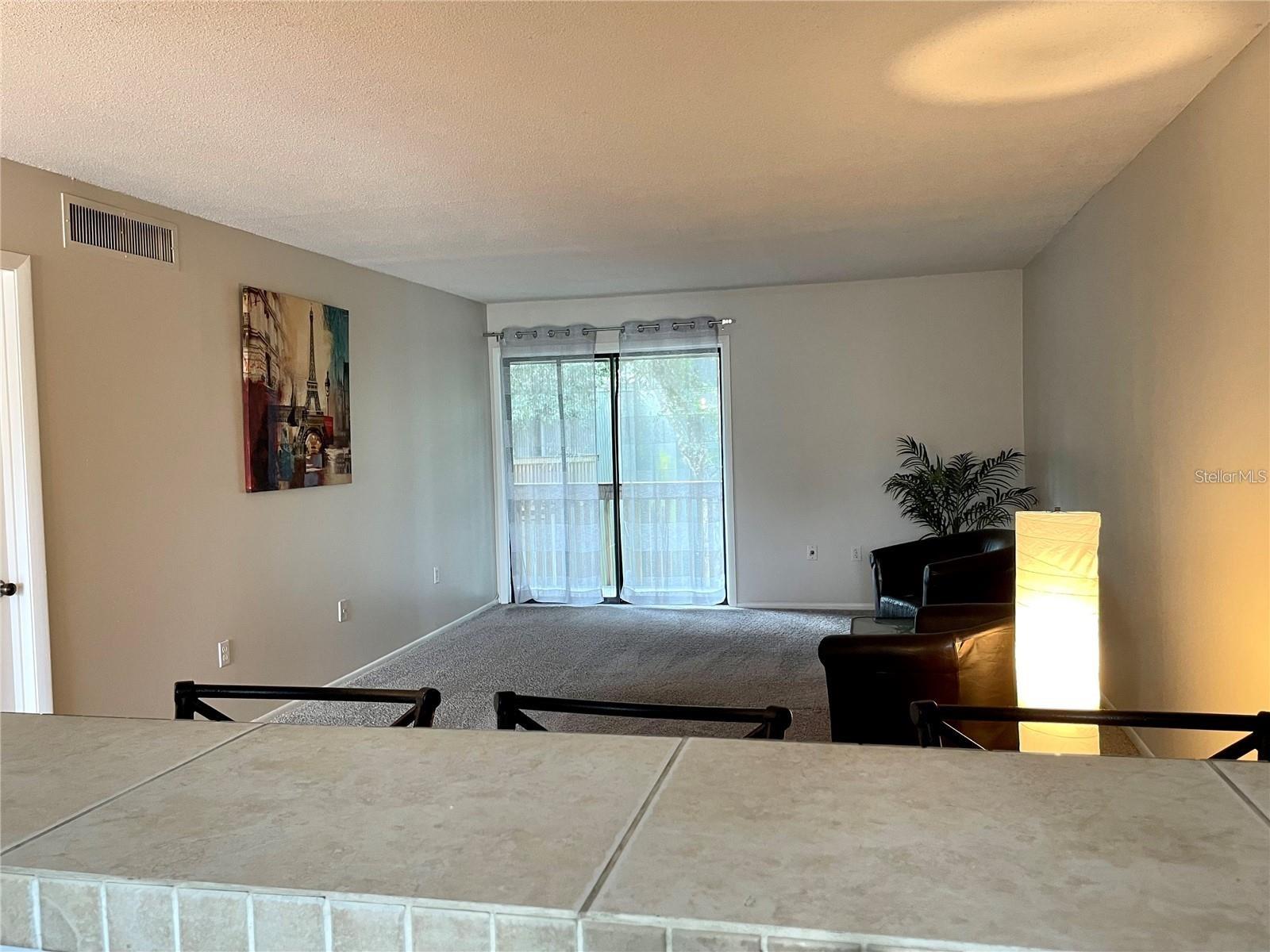 Image 5 of 15 For 330 Scottsdale Square 330