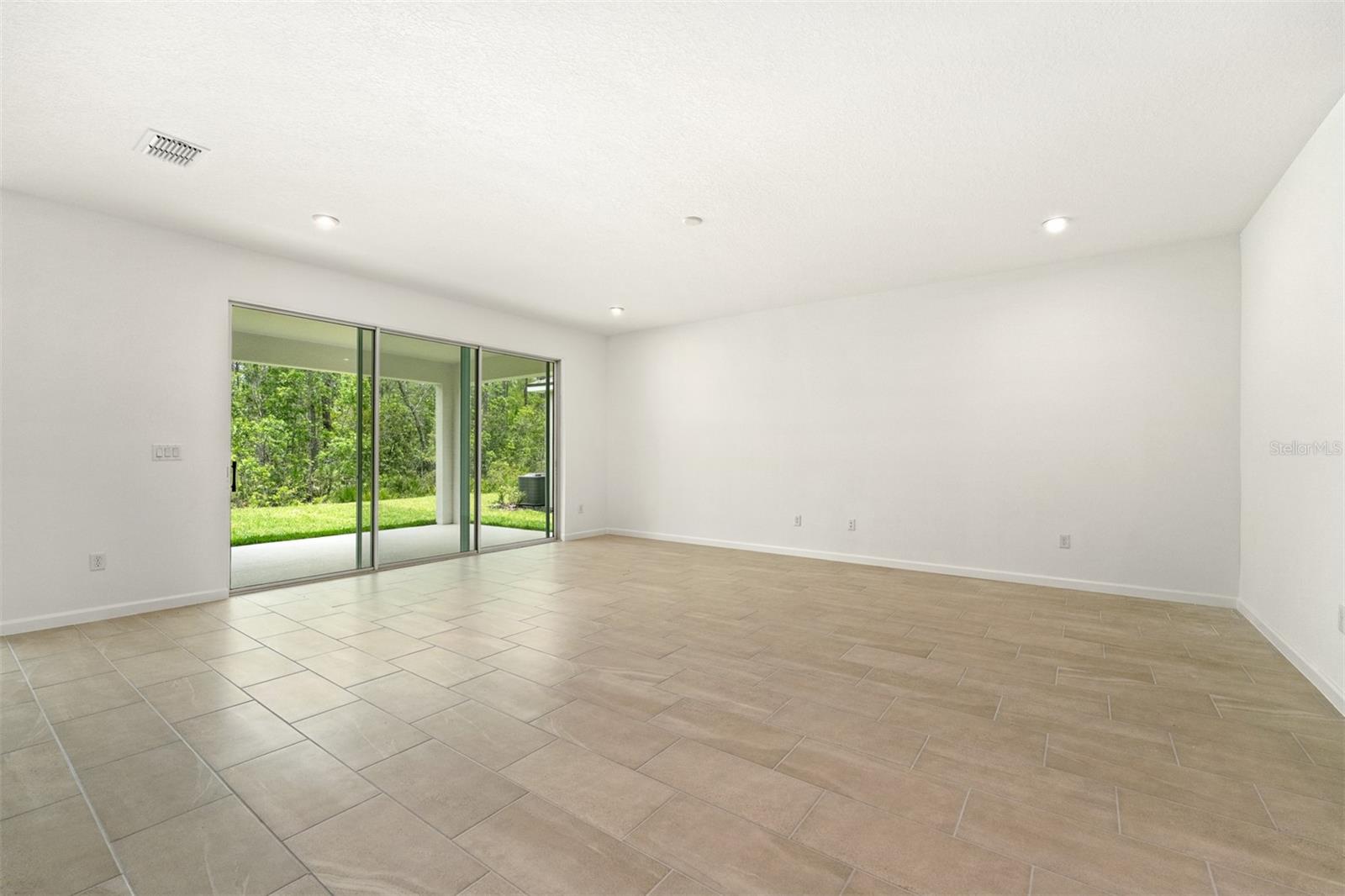 Image 10 of 22 For 13306 Generations Avenue
