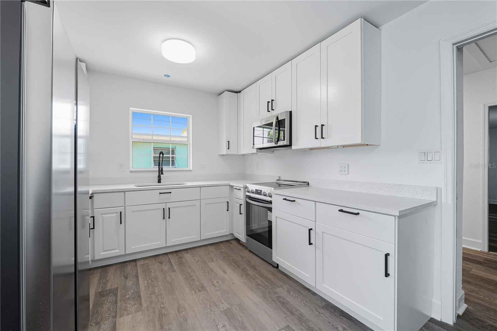 Image 11 of 32 For 2491 Coronado Way