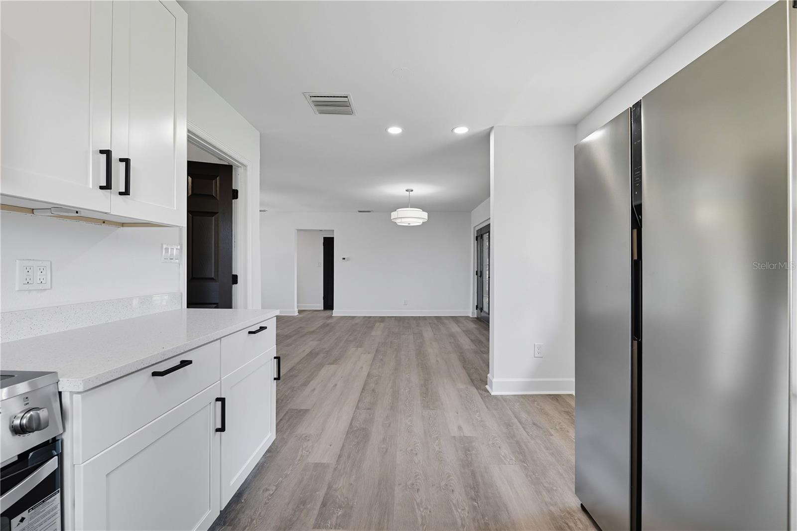 Image 13 of 32 For 2491 Coronado Way