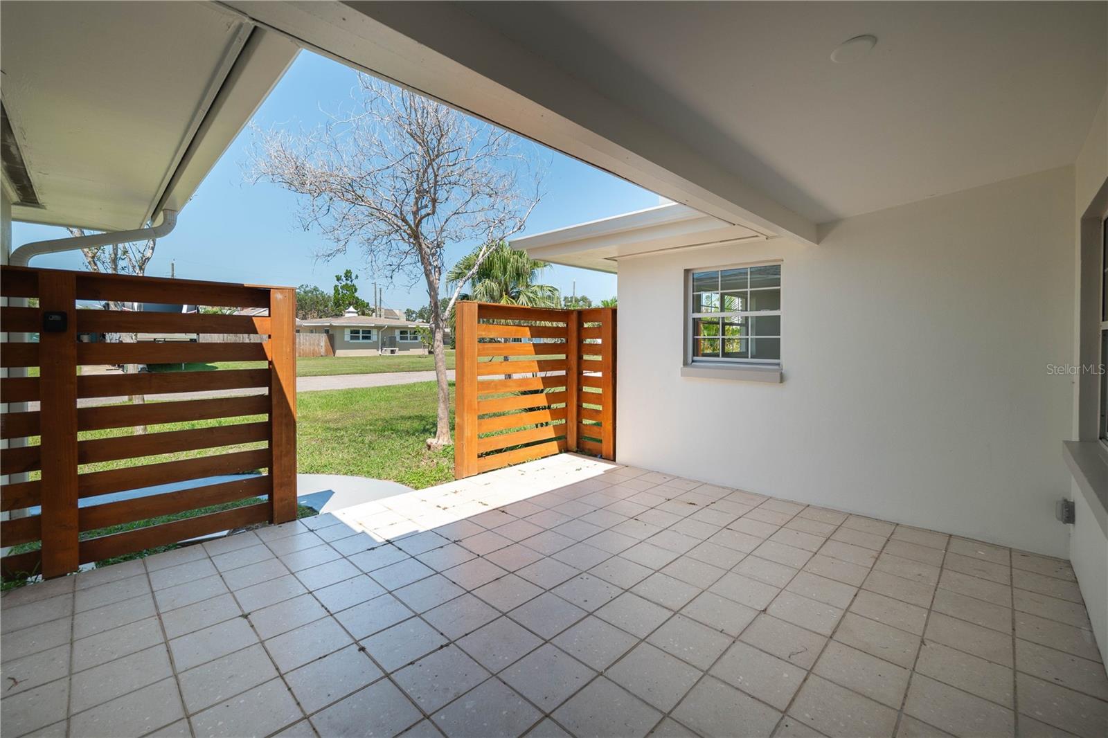 Image 8 of 32 For 2491 Coronado Way