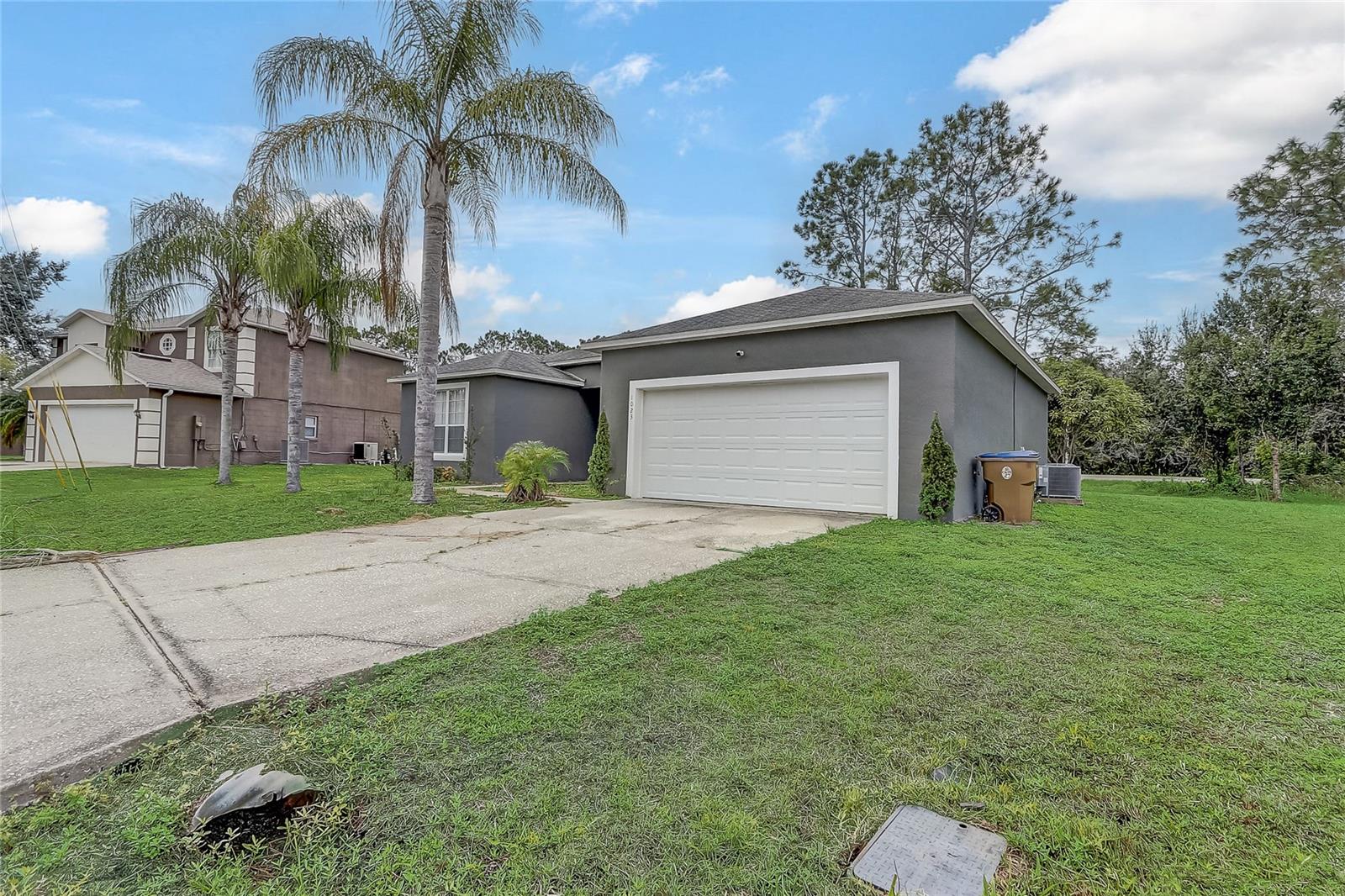 Image 3 of 40 For 1023 Embrun Court