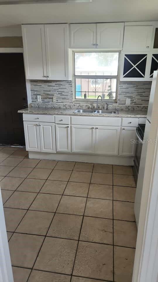 Image 10 of 18 For 414 Sunset Drive