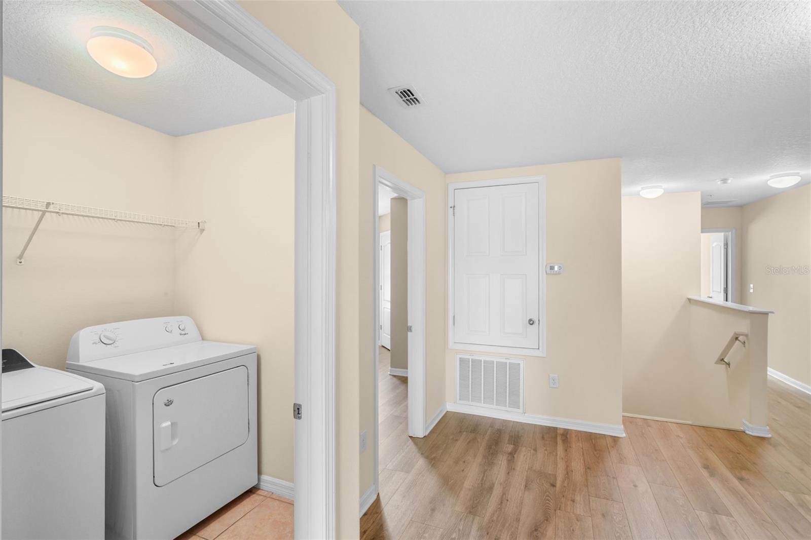 Image 21 of 26 For 1519 Priory Circle