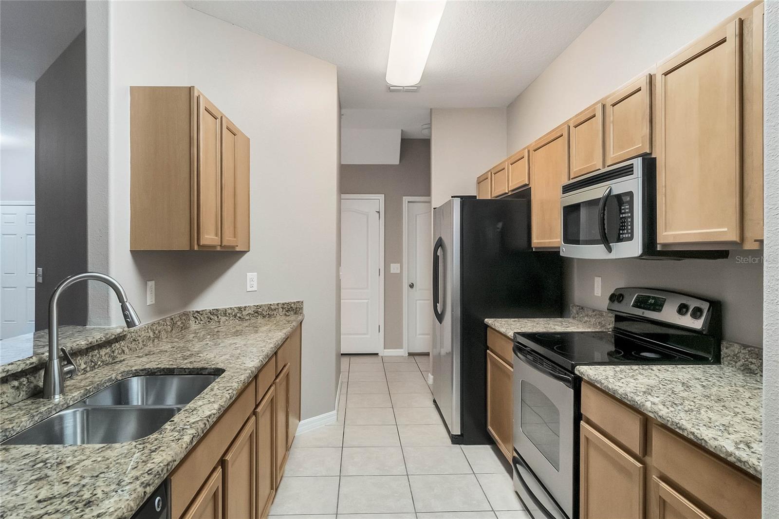 Image 8 of 26 For 1519 Priory Circle