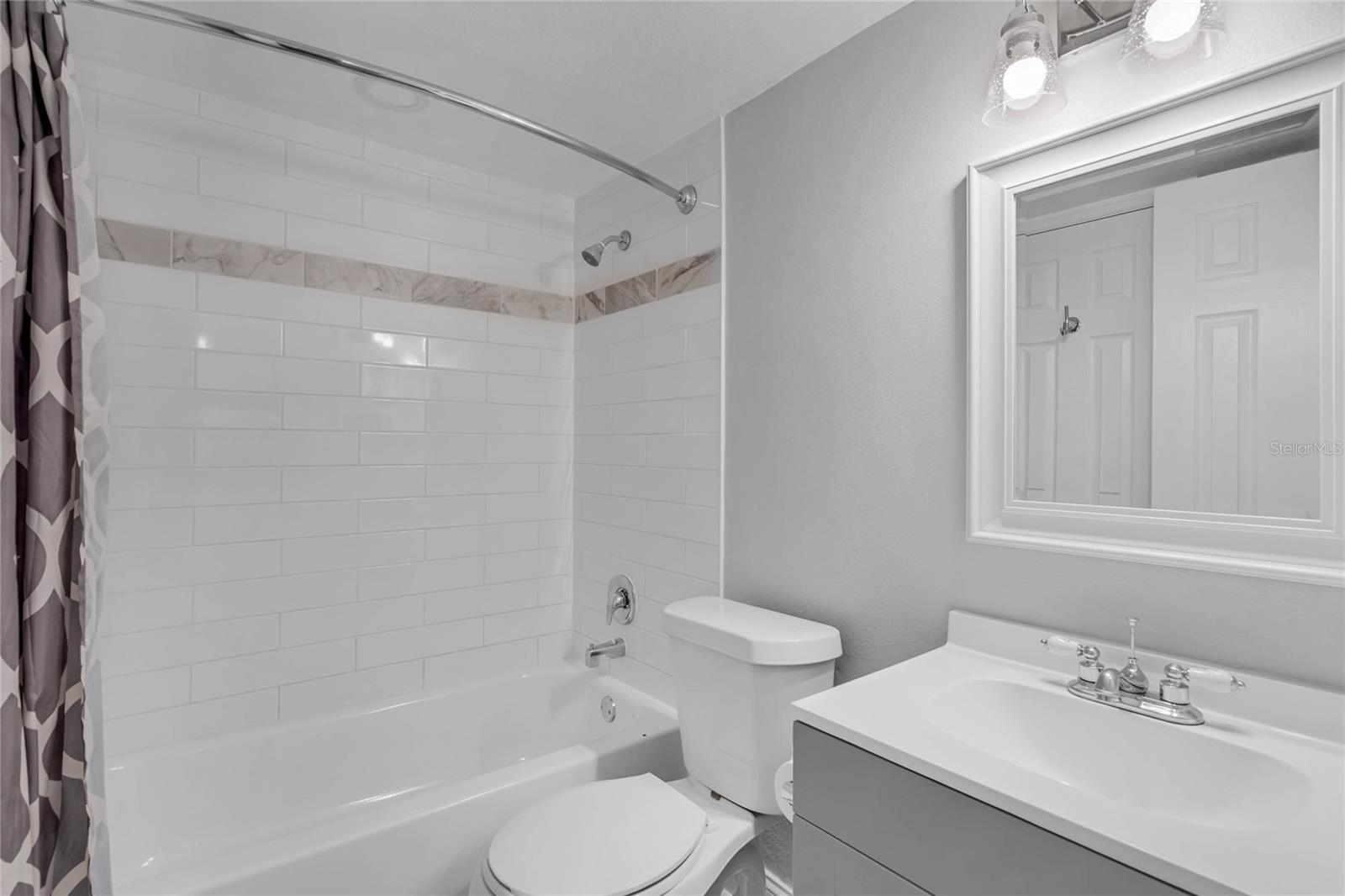 Image 11 of 16 For 596 Orange Drive 153