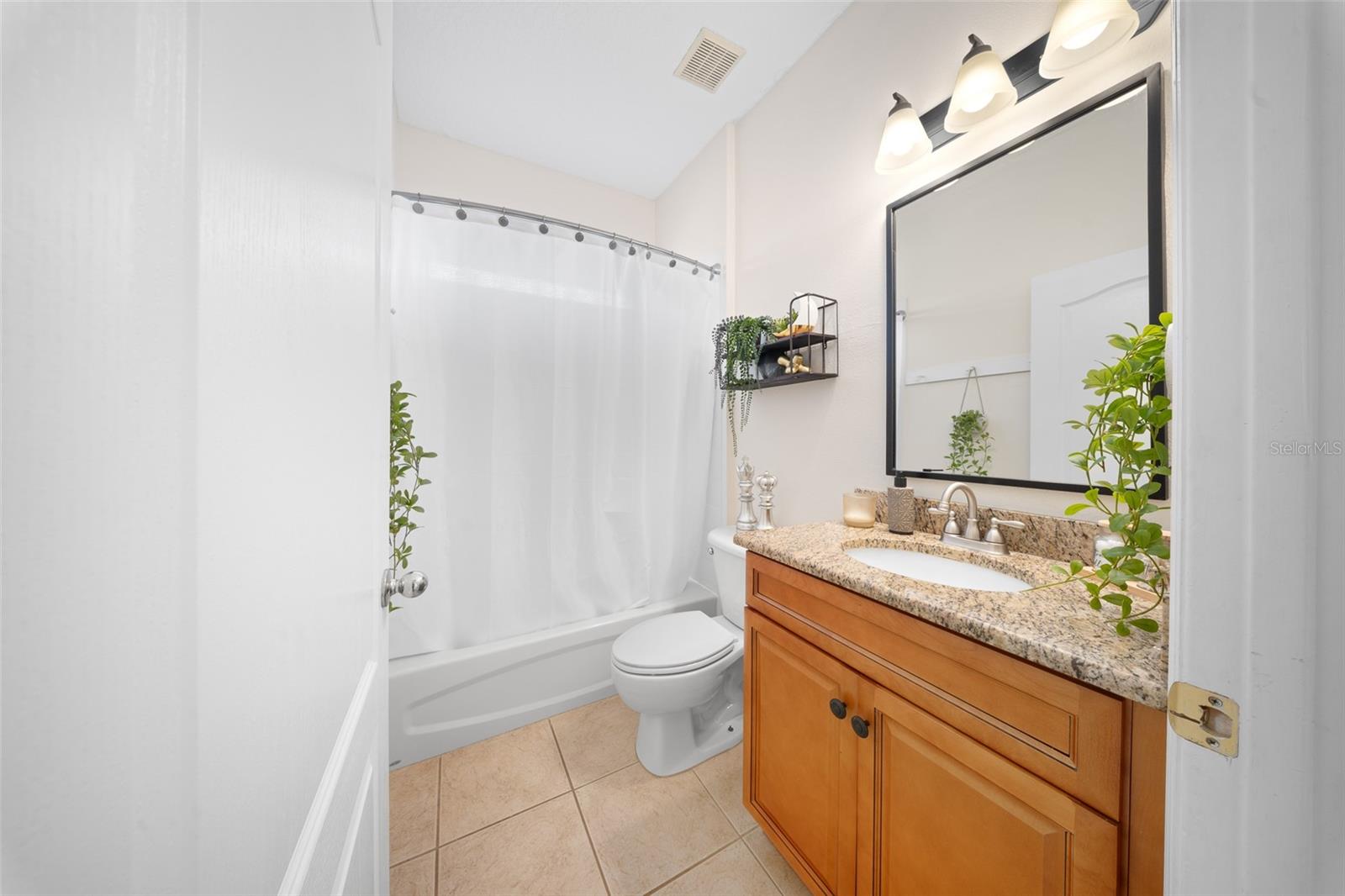Image 11 of 24 For 326 Crystal Pond Avenue