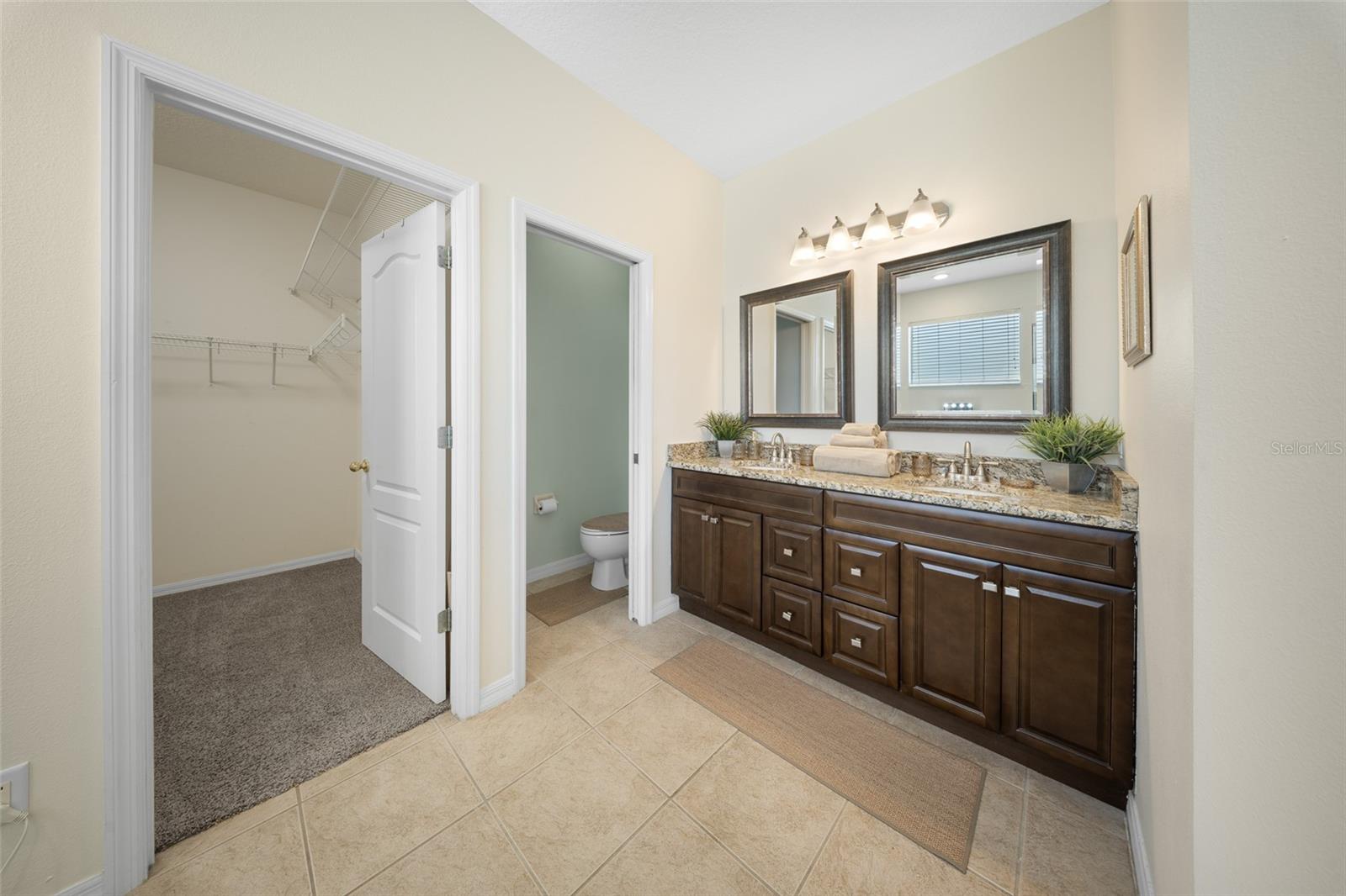 Image 15 of 24 For 326 Crystal Pond Avenue