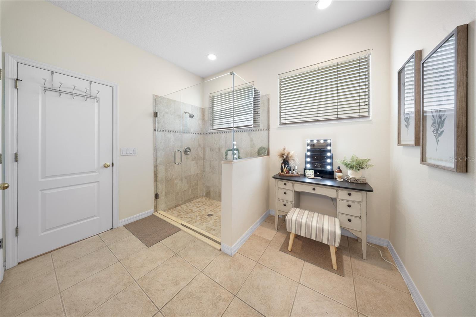 Image 16 of 24 For 326 Crystal Pond Avenue