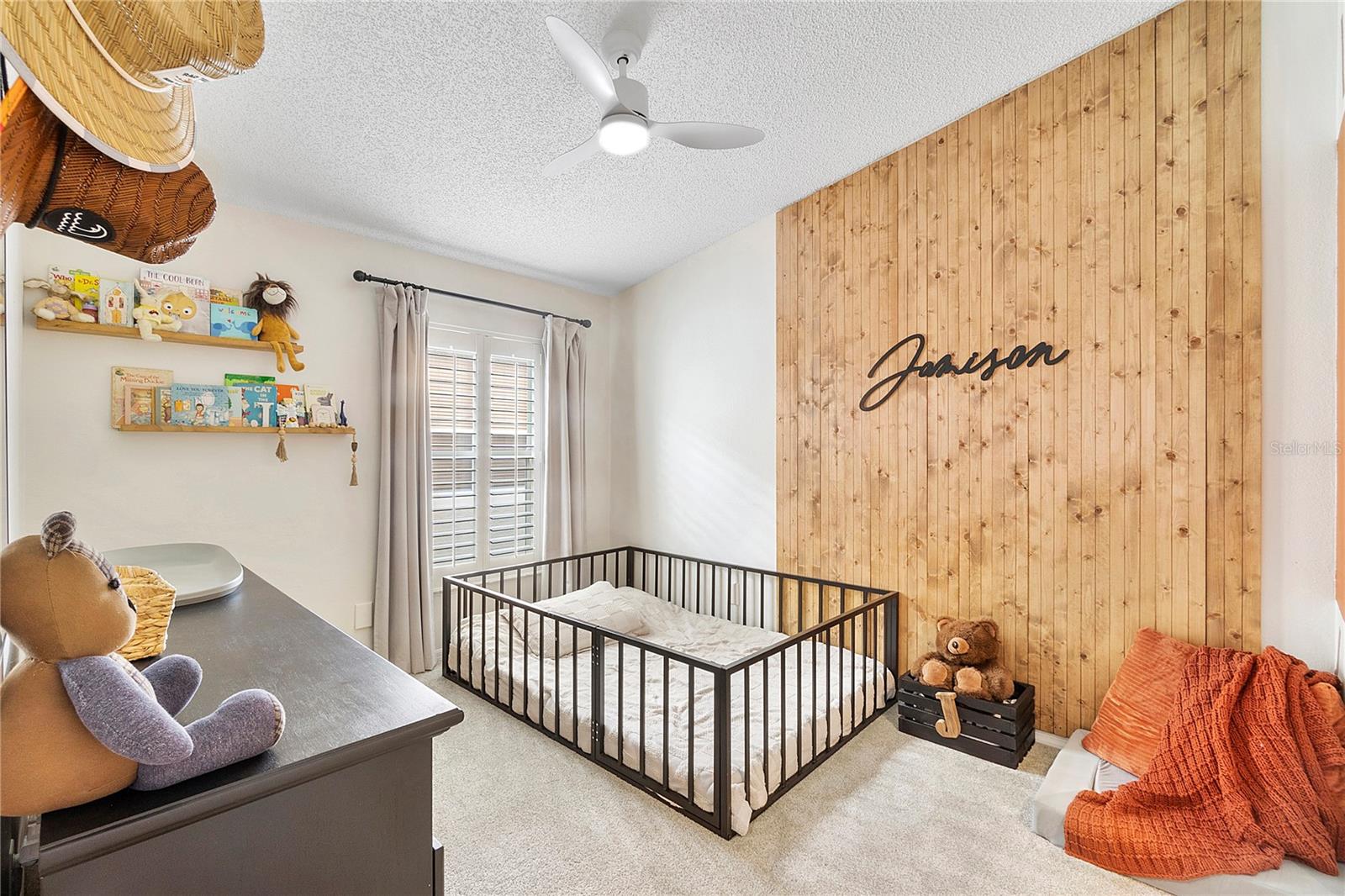 Image 20 of 35 For 3329 Foxcroft Circle