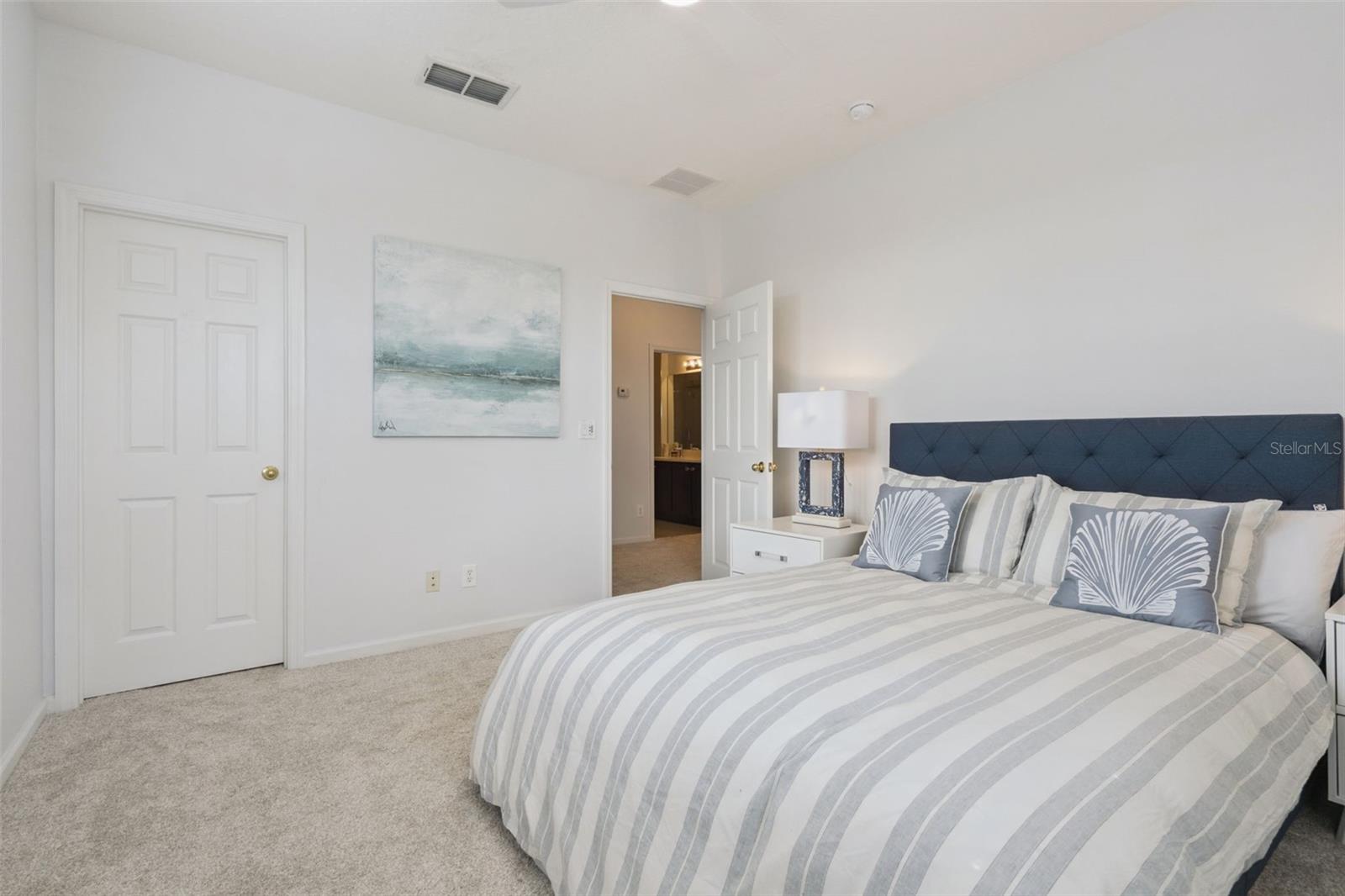 Image 39 of 90 For 1135 Mosaic Drive