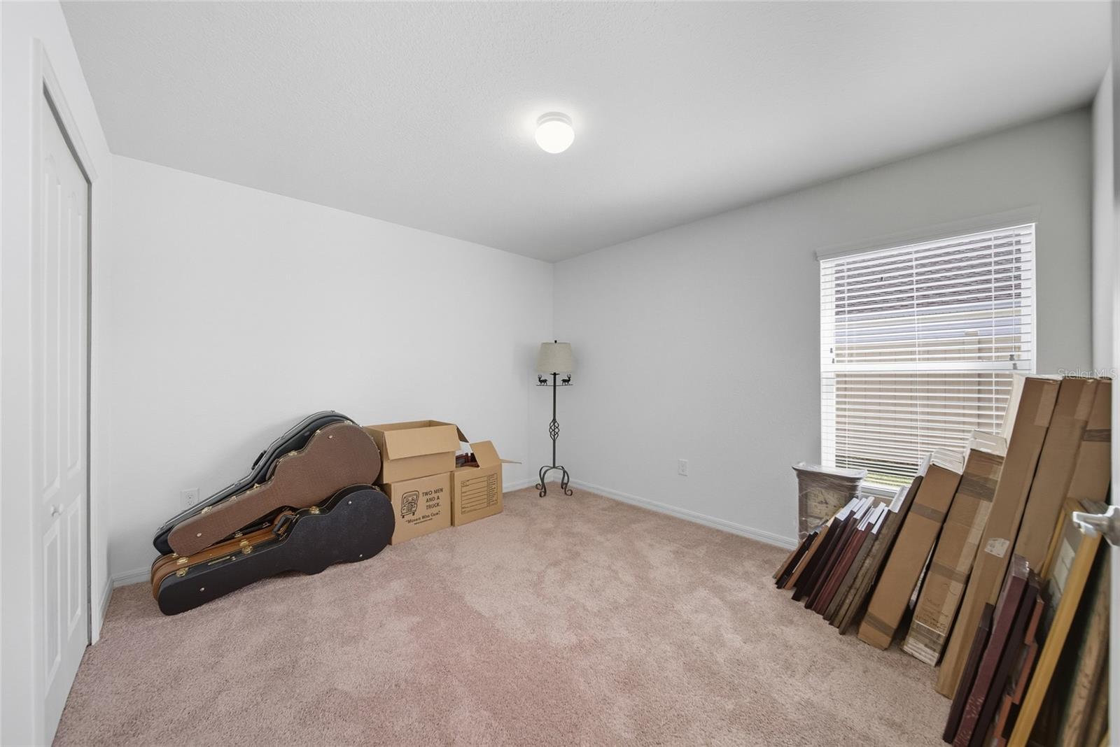 Image 15 of 31 For 4833 Drake Avenue