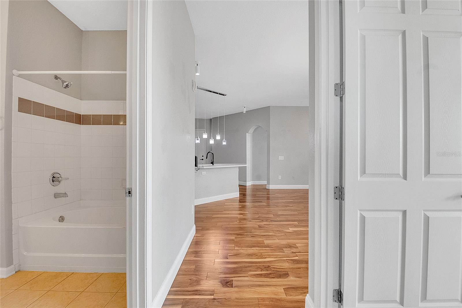 Image 14 of 40 For 617 Terrace Ridge Circle 617