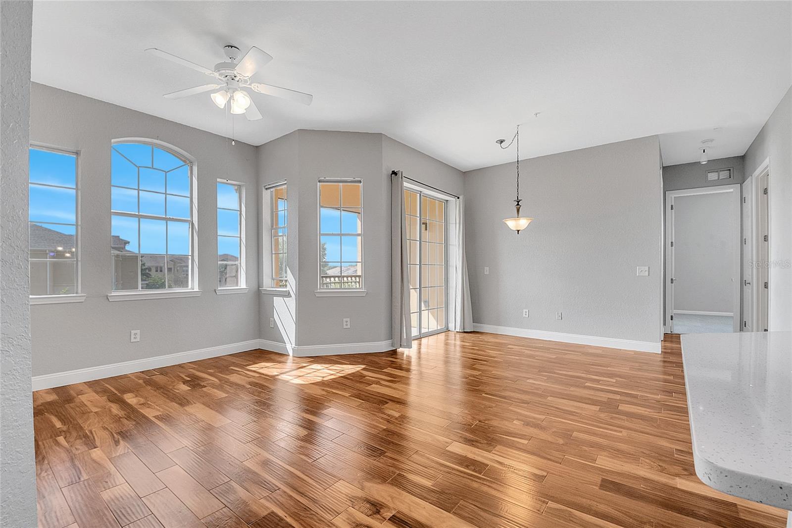 Image 3 of 40 For 617 Terrace Ridge Circle 617