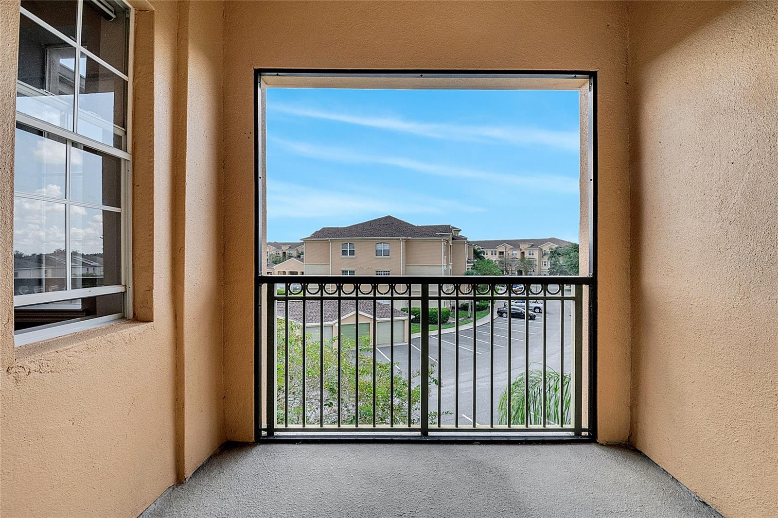 Image 32 of 40 For 617 Terrace Ridge Circle 617