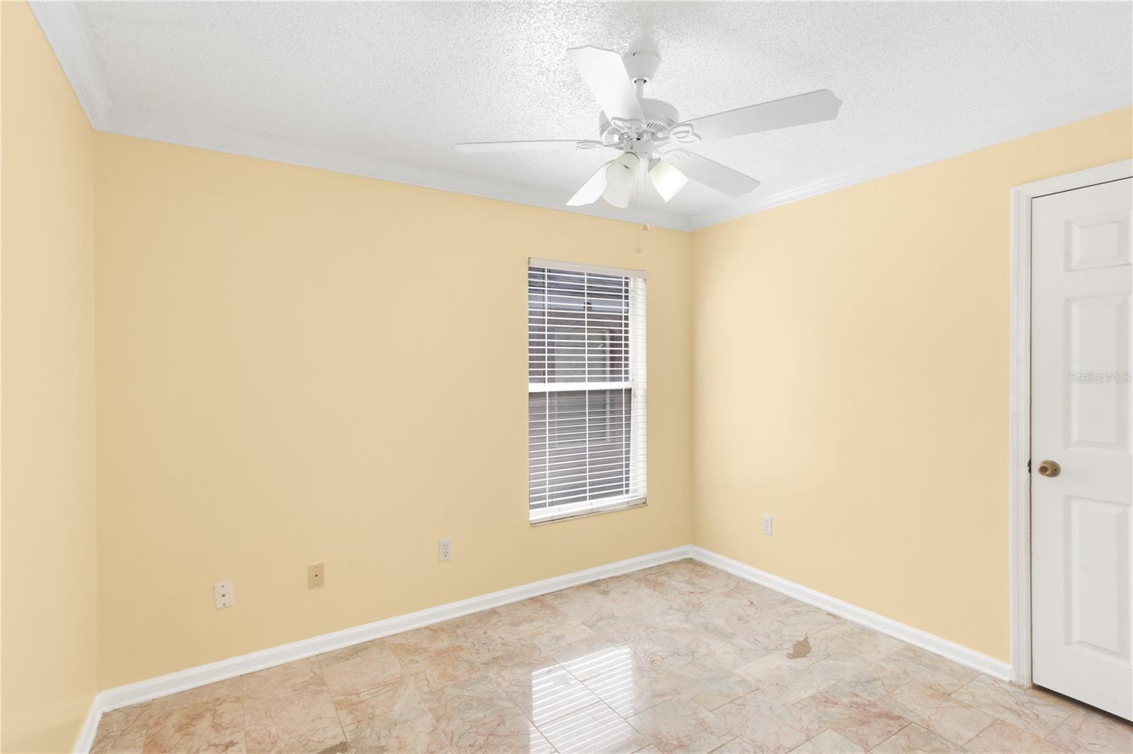 Image 13 of 22 For 126 Weathersfield Avenue