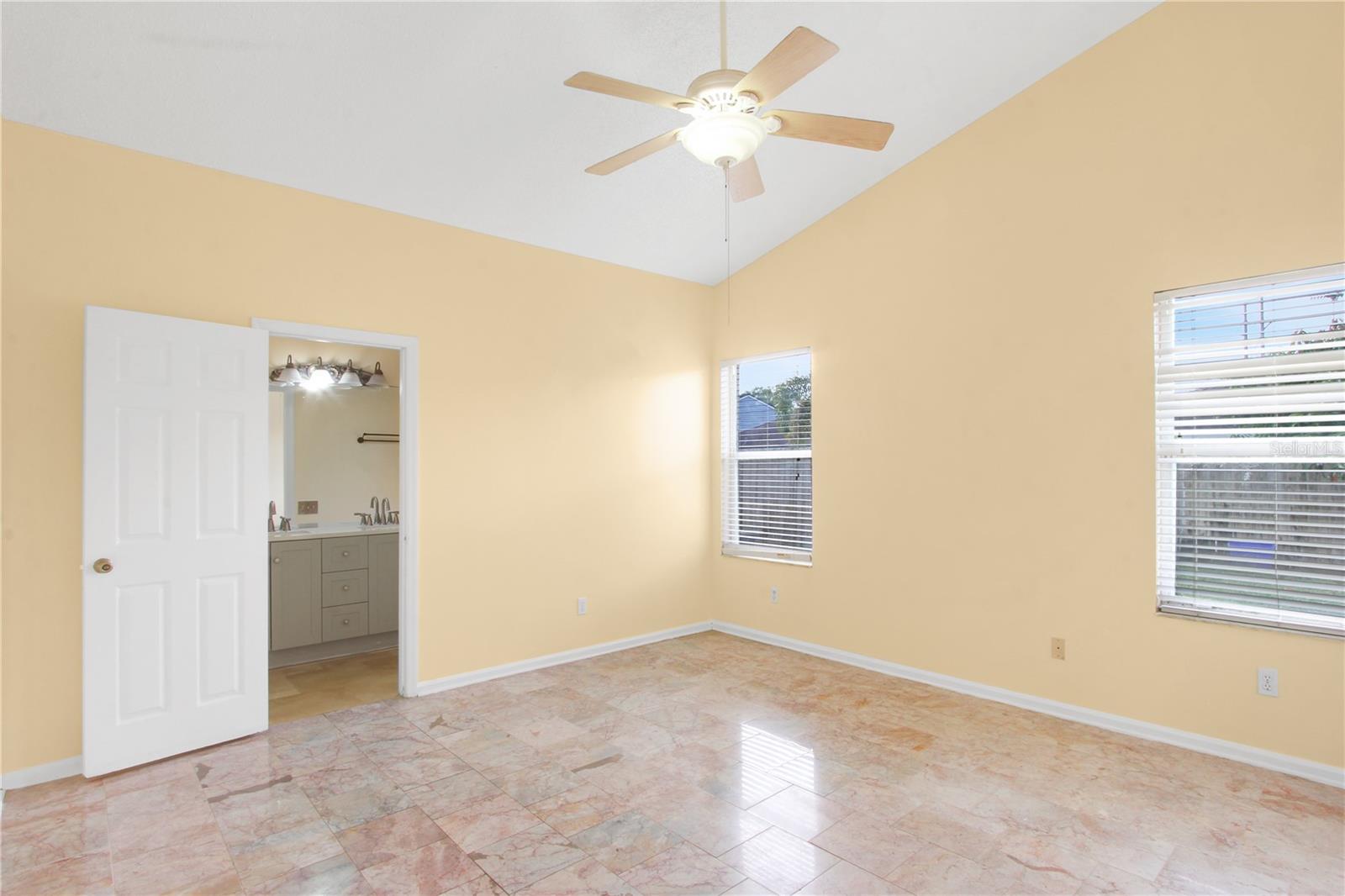 Image 7 of 22 For 126 Weathersfield Avenue