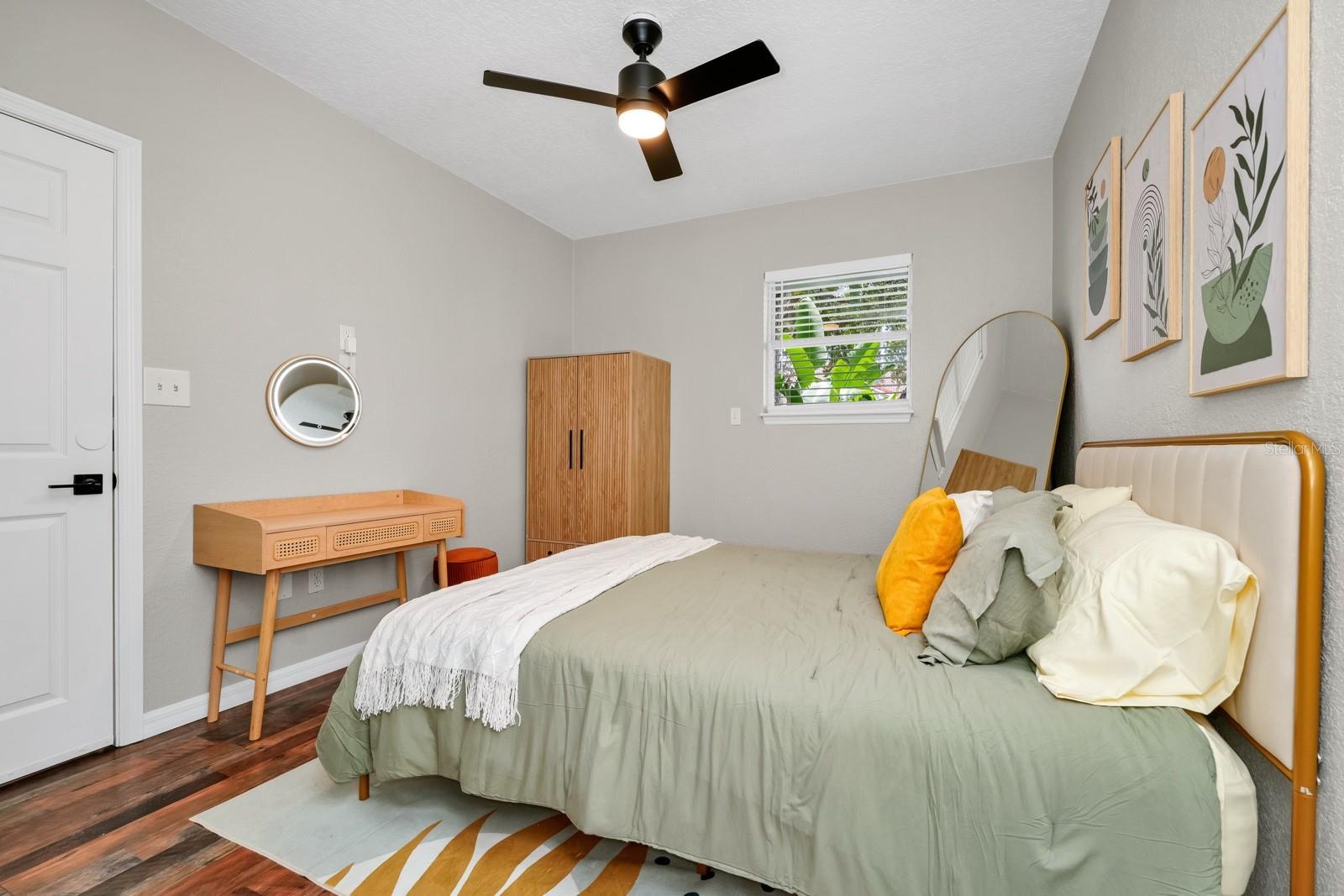 Image 39 of 54 For 2954 Sadina Street 201