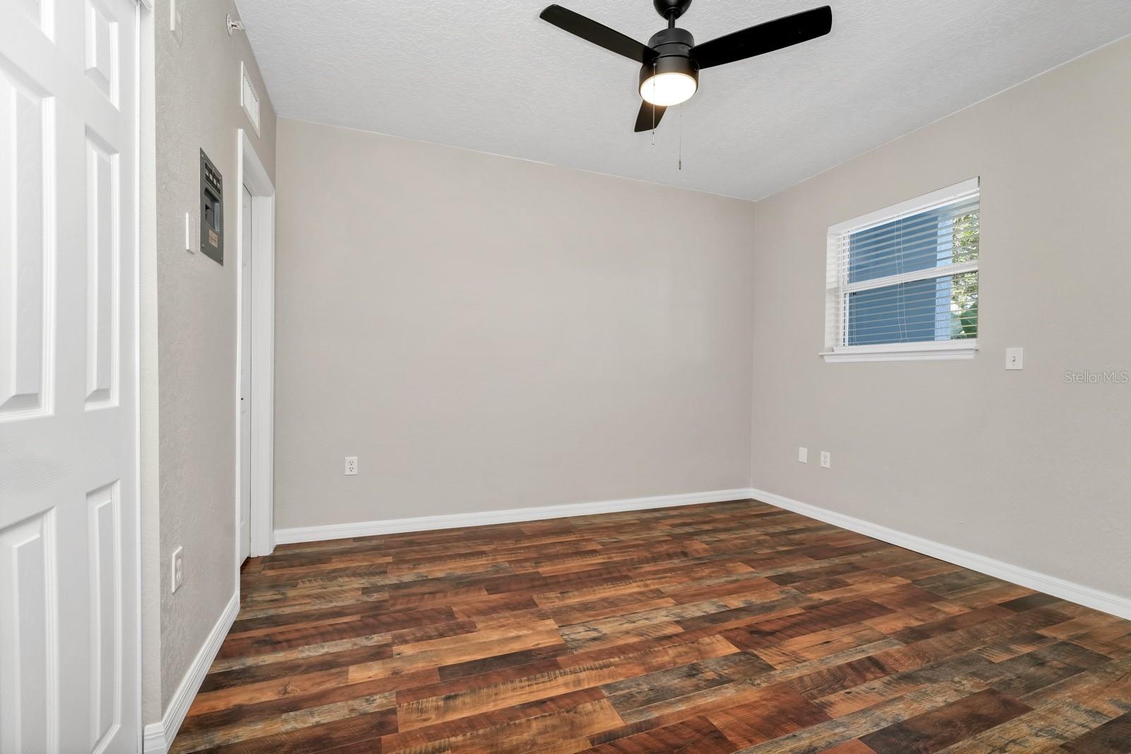 Image 43 of 54 For 2954 Sadina Street 201