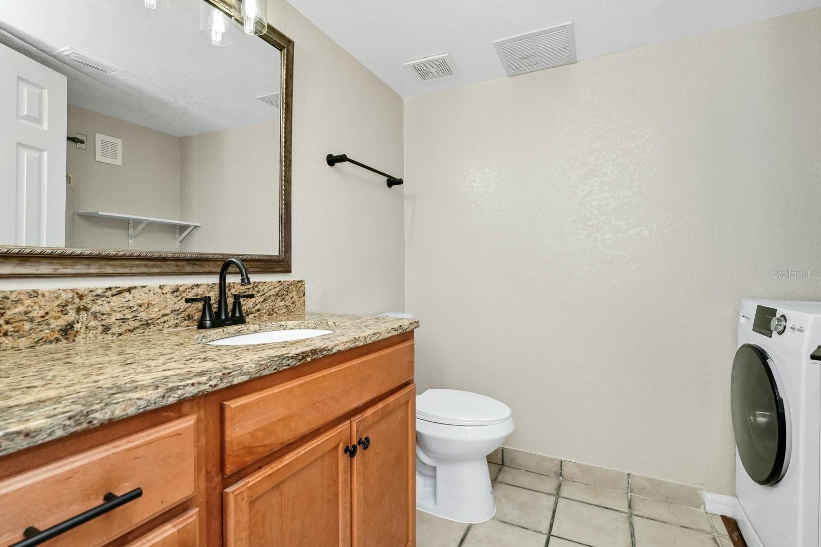 Image 45 of 54 For 2954 Sadina Street 201