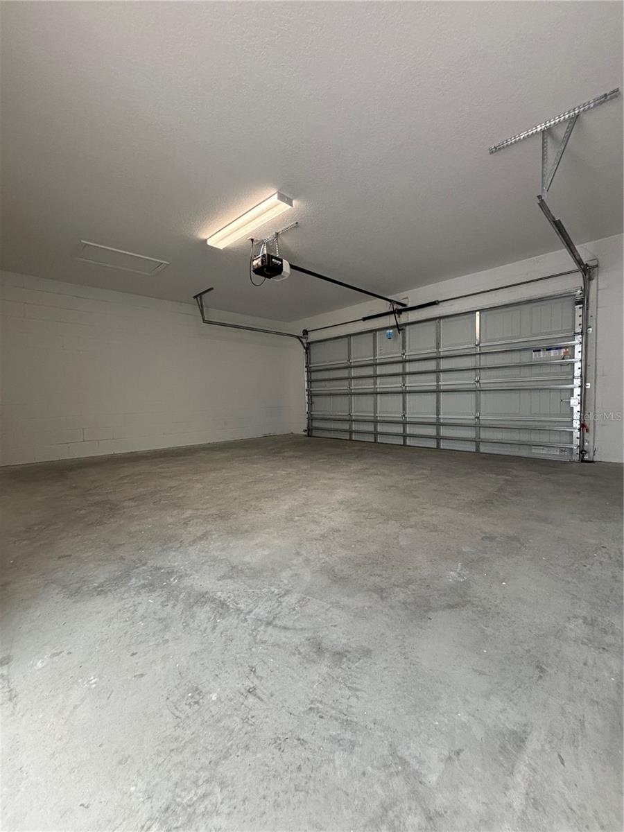 Image 16 of 32 For 660 Pothos Street
