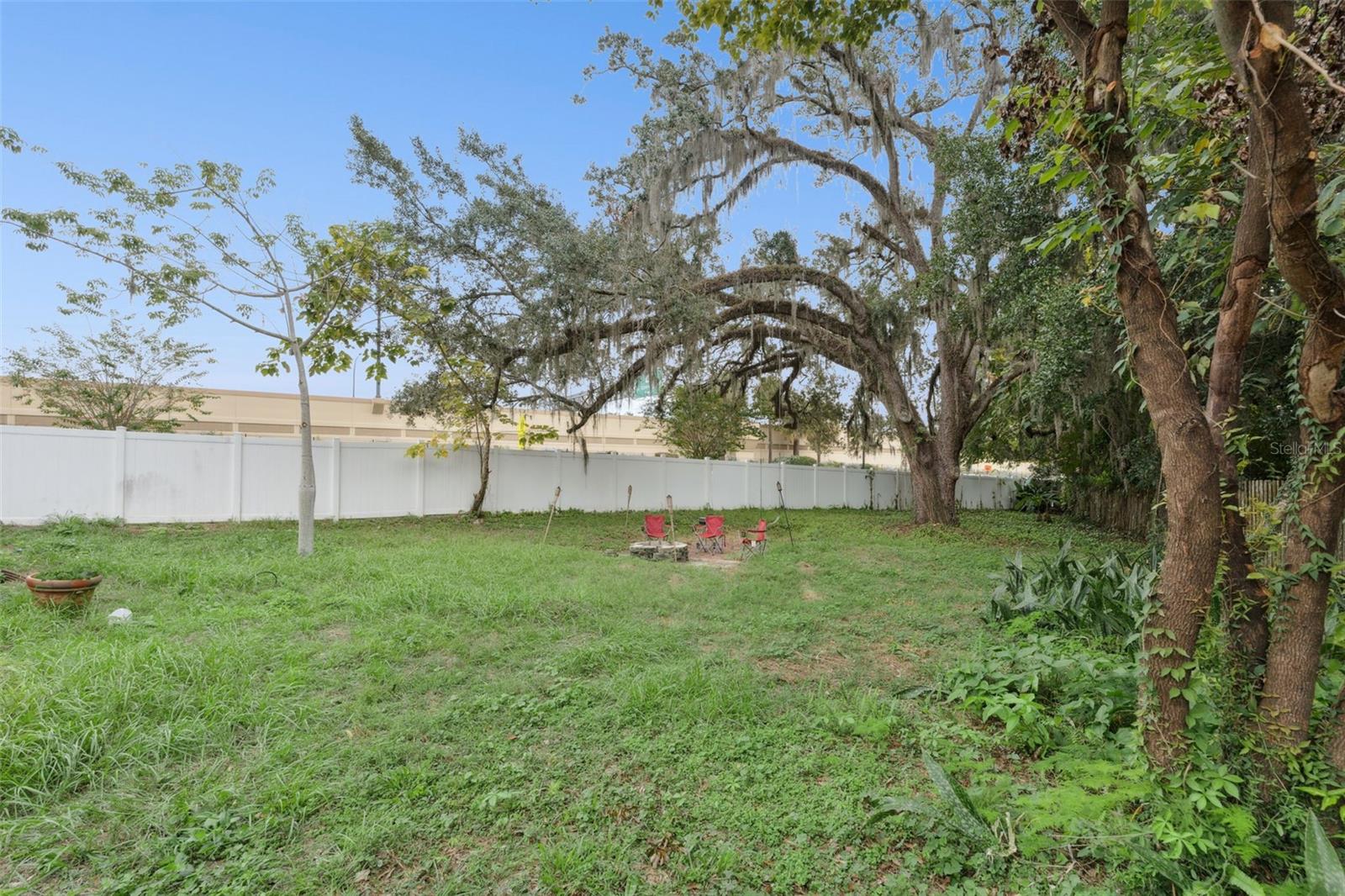 Image 17 of 17 For 2210 E Anderson Street