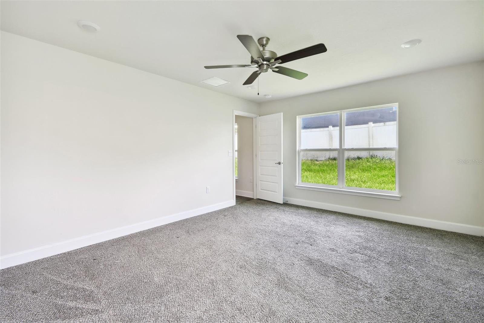 Image 19 of 43 For 360 Cimarron Court