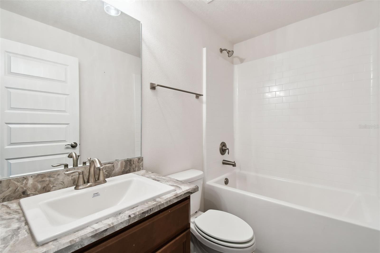 Image 33 of 43 For 360 Cimarron Court