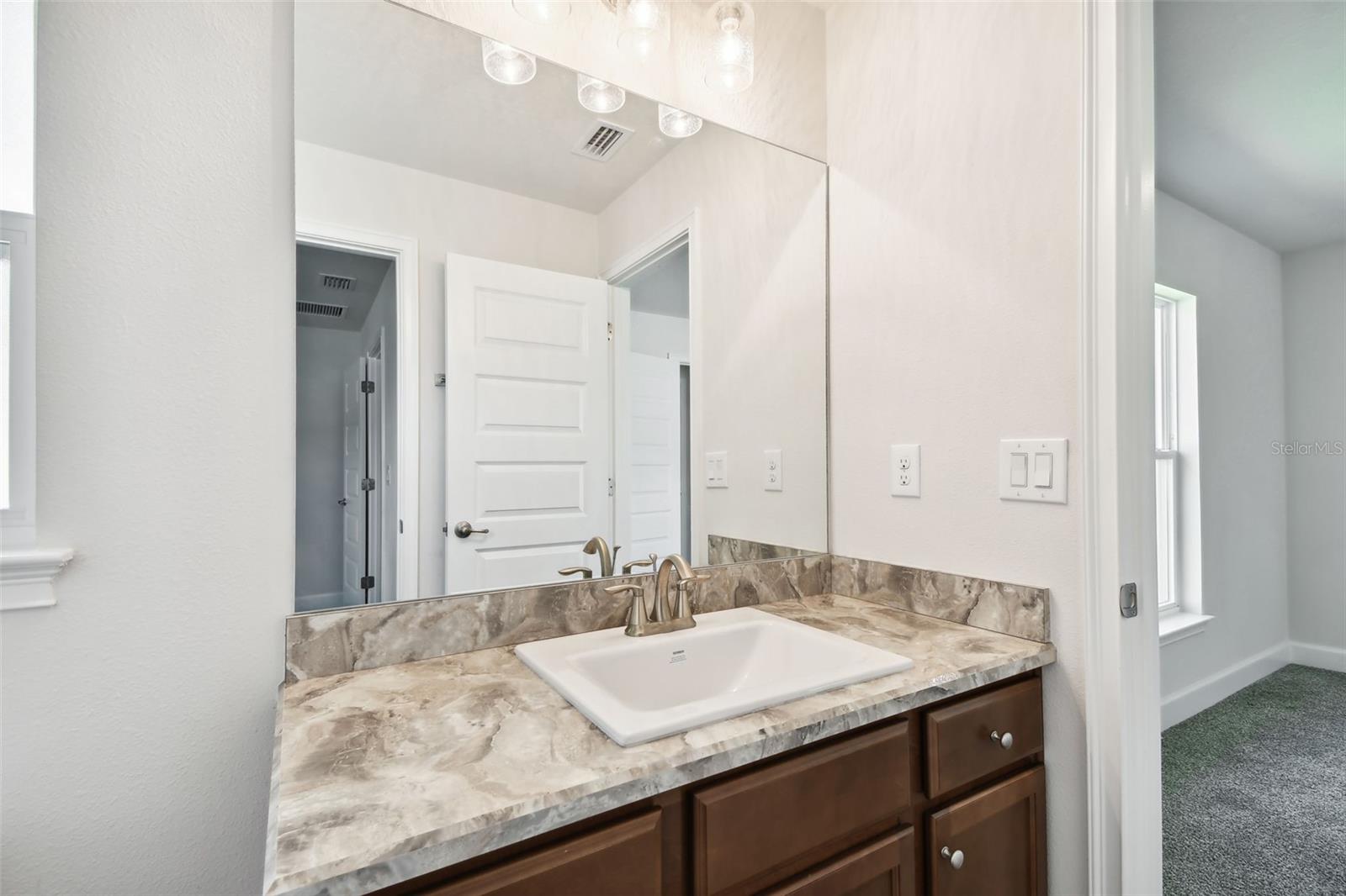 Image 34 of 43 For 360 Cimarron Court