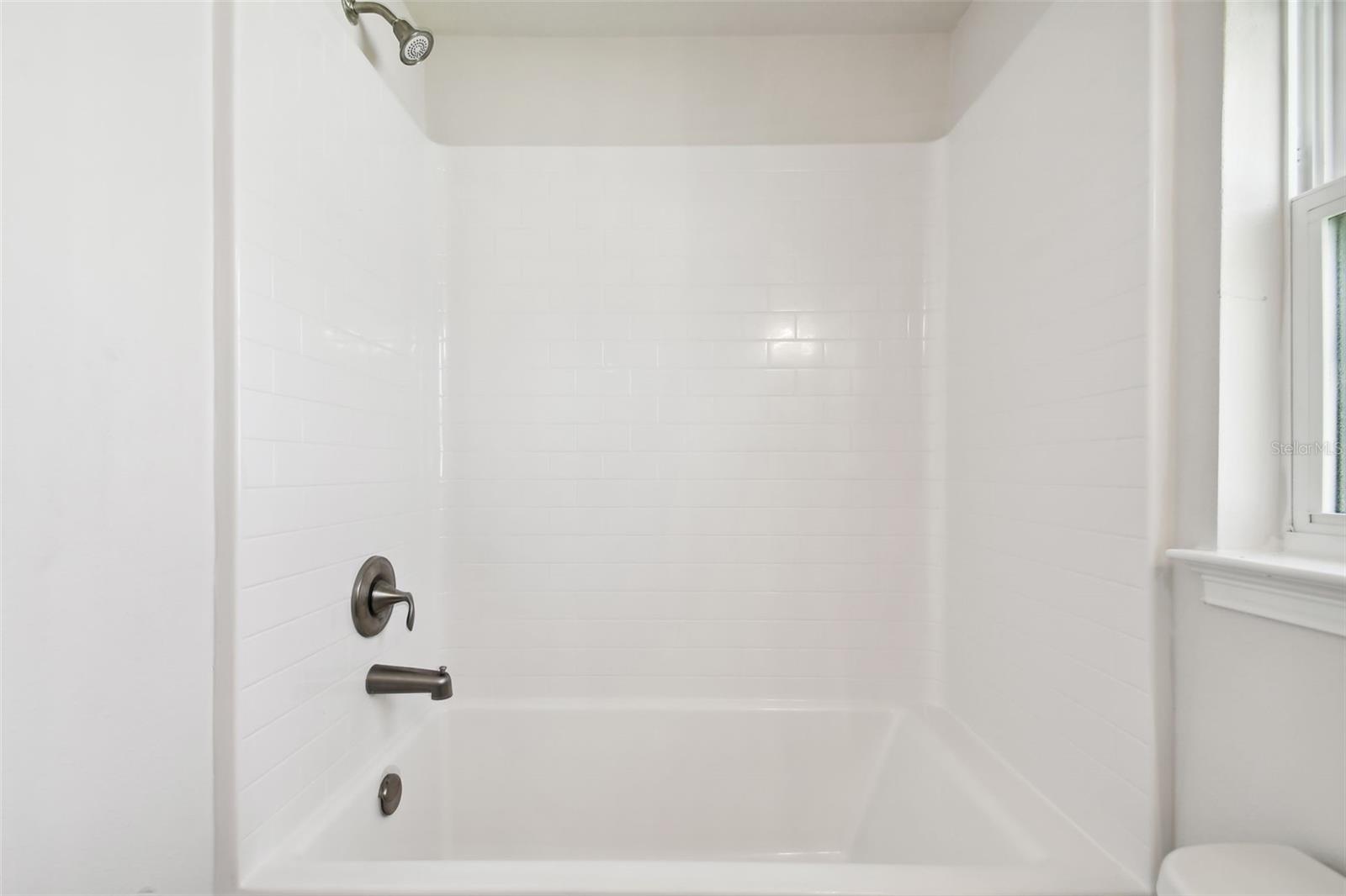 Image 36 of 43 For 360 Cimarron Court